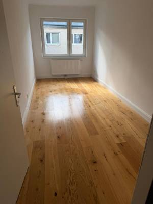Moderne 3-Zimmer-Wohnung mit Loggia und Ausblick in 1100 Wien - auch WG-geeignet! – Bild 3