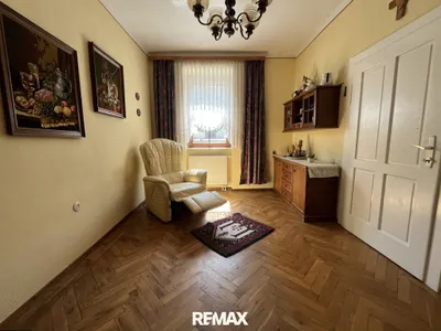7-Zimmer-Haus kaufen in Horn – 168 m², € 218.000 – Bild 2 von 16