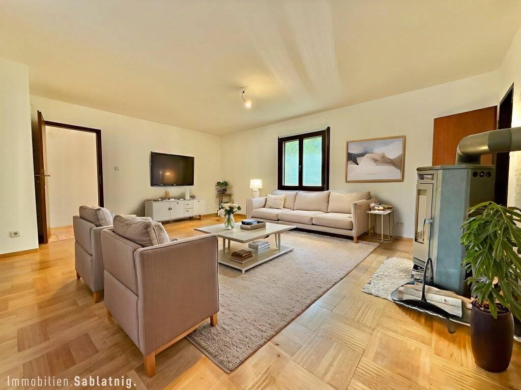 EXKLUSIVES EINFAMILIENHAUS in 1. Reihe am Pöttschinger See! Wohnen, wo andere Urlaub machen!, Pöttsching