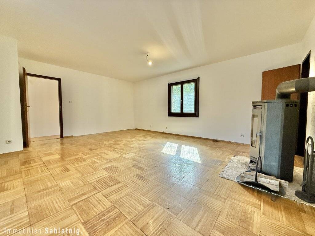 EXKLUSIVES EINFAMILIENHAUS in 1. Reihe am Pöttschinger See! Wohnen, wo andere Urlaub machen! - Widok 2