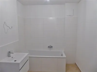 2-Zimmer-Wohnung mieten in Wiener Neustadt – 56,01 m², € 872 – Bild 3 von 3