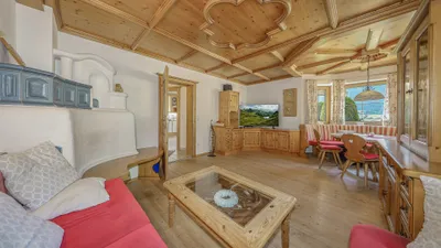 5-Zimmer-Haus kaufen in Kitzbühel – 147,56 m², € 990.000 – Bild 2 von 33