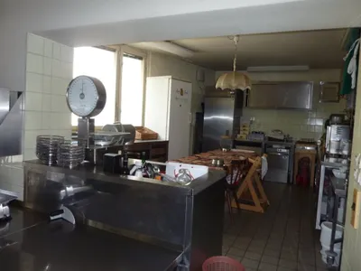 31-Zimmer-Gewerbeimmobilie mieten in Baden – 1 200 m², € 8.900 – Bild 4 von 21