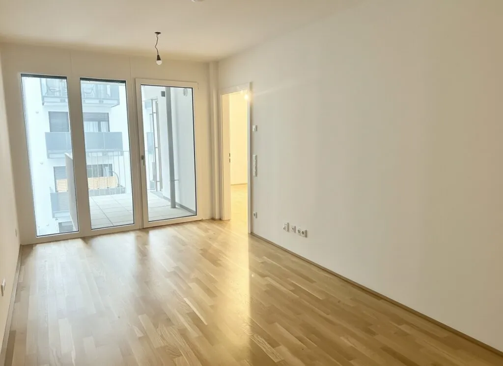 Moderne 2 Zi Wohnung mit Balkon - nahe U1 Kagraner Platz - Widok 2
