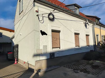 4-Zimmer-Haus mieten in Baden – 85 m², € 870
