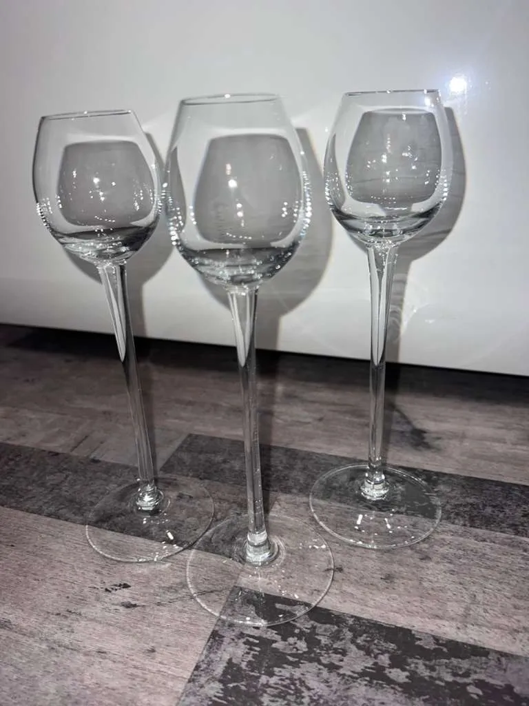 Glas - Gläser Set - 3-teilig Eierlikör Gläser - Likörgläser / Schnapsgläser / Edelbrandgläser / Stamperl mit Stiel, € 10,- (8700 Leoben)