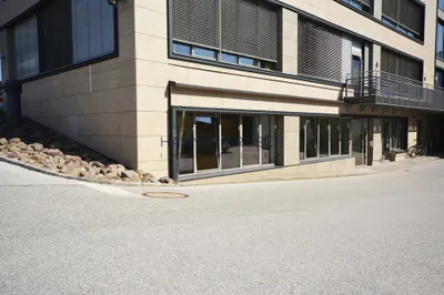 Gewerbeimmobilie mieten in Kitzbühel – 201 m², € 3.714