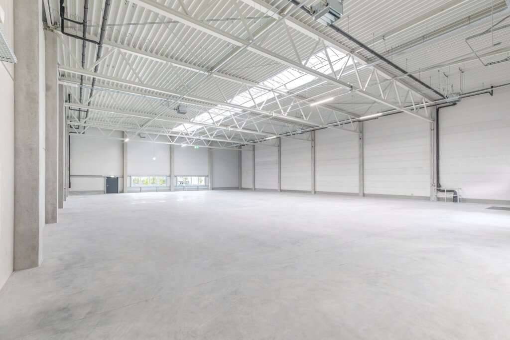 Lagerhalle 1280 m² mit Büro 490 m² in 1230 Wien mieten Gewerbeobjekt - Ansicht 2