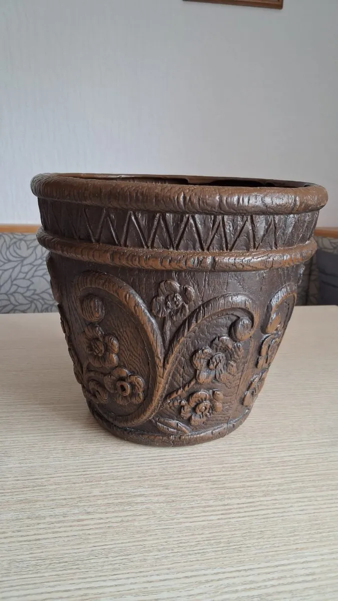 Vintage Blumenübertopf kaufen / Vintage Blumentopf kaufen / Alter Blumentopf kaufen / Blumenübertopf kaufen / Übertopf Plastik kaufen / Blumentopf Plastik kaufen, € 7,- (3361 Aschbach-Dorf)