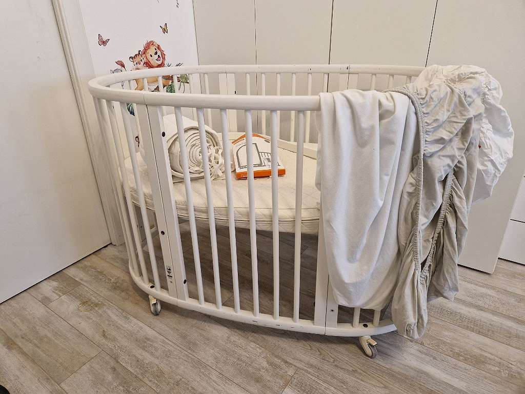 Stokke Sleepi Midi mit store viel Zubehör