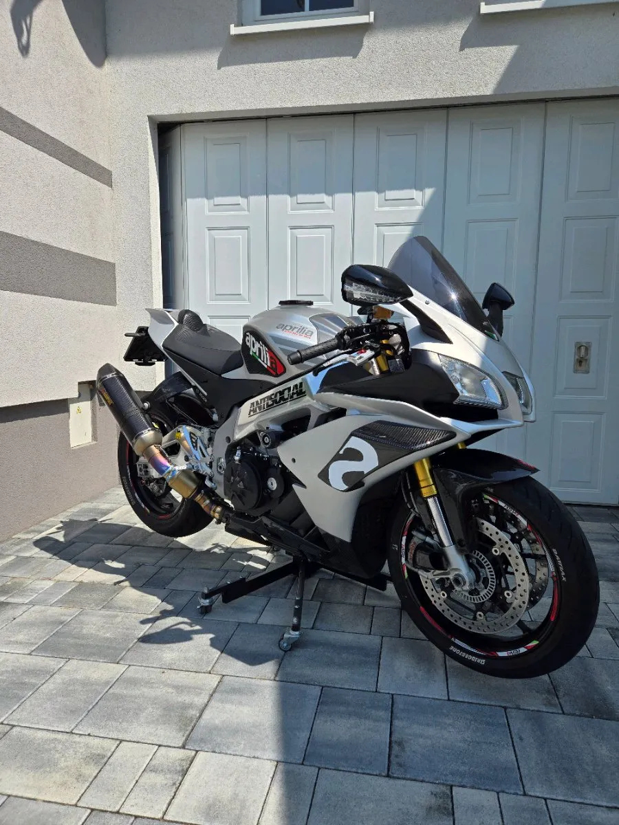 Aprilia RSV