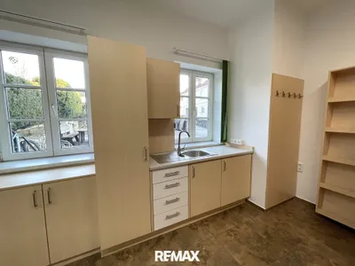 Gewerbeimmobilie mieten in Amstetten – 30 m², € 378 – Bild 4 von 5