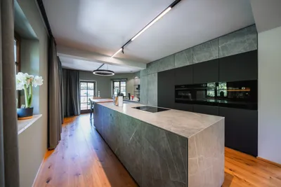 9-Zimmer-Haus kaufen in Graz – 378 m², € 1.380.000 – Bild 2 von 29