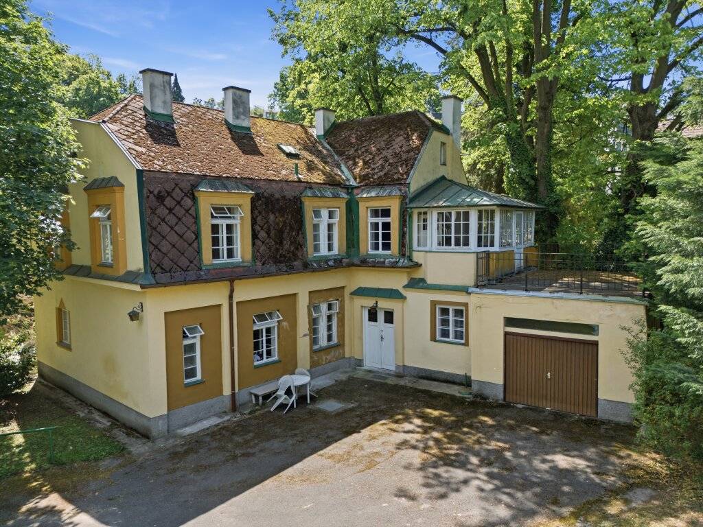 Stilvolle Einfamilienvilla am Fuße des Heubergs - Vista 2