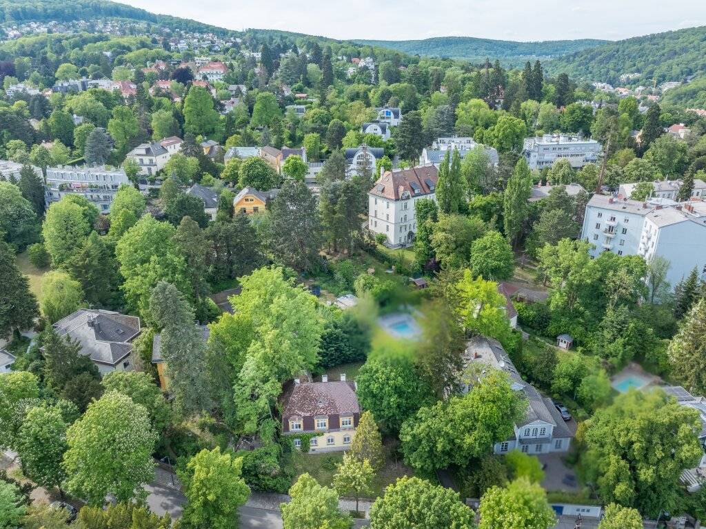 Stilvolle Einfamilienvilla am Fuße des Heubergs - Vista 3