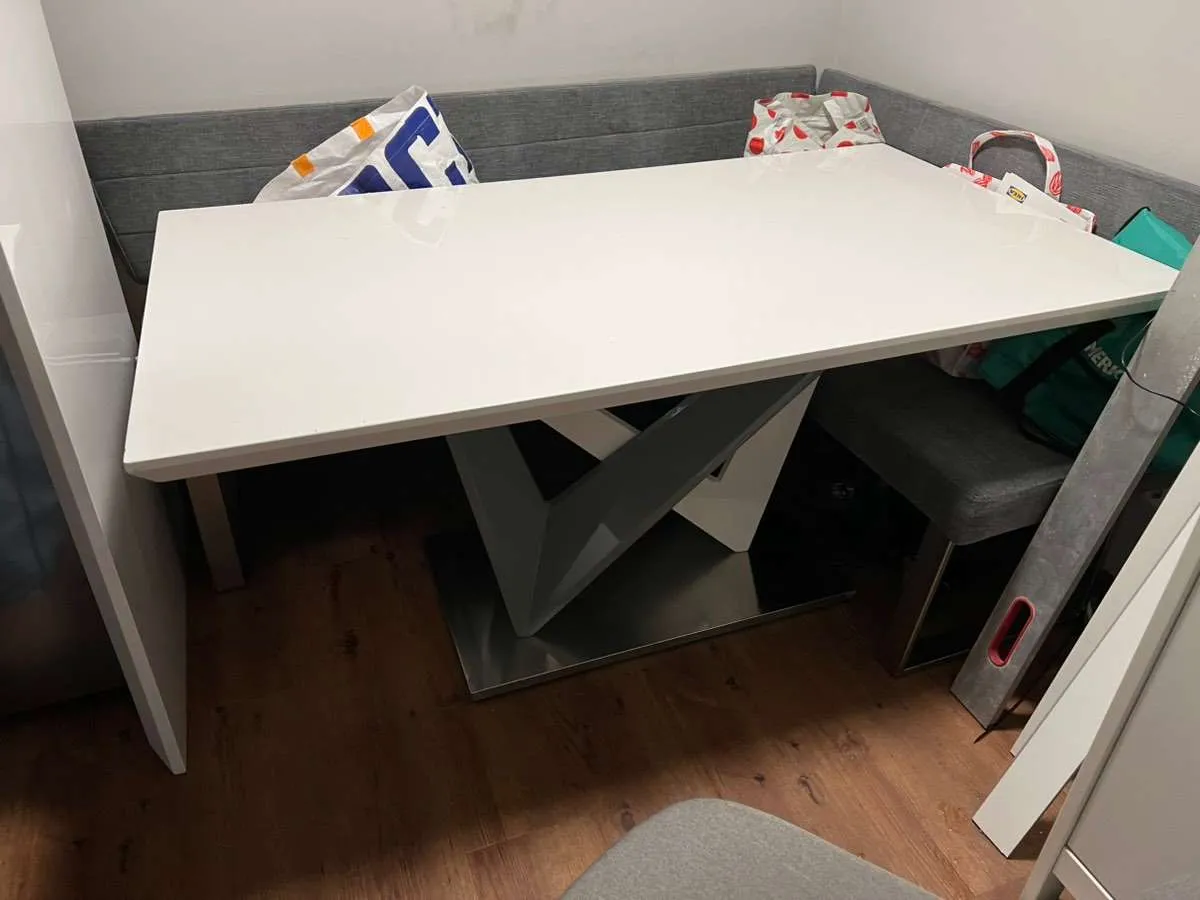 Esstisch zu verschenken, € 0,- (8141 Unterpremstätten)