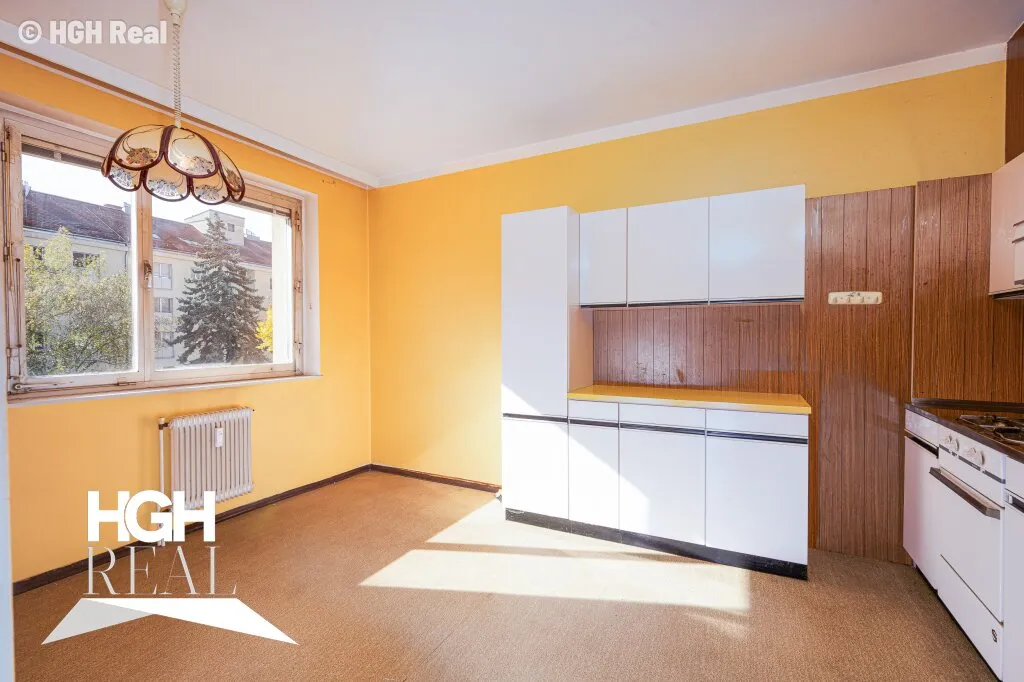 1220 Wien Helle 2-Zimmer Wohnung mit hofseitiger Loggia im 2. Liftstock Nähe U1 mit Potenzial für 3 Zimmer - Ansicht 3