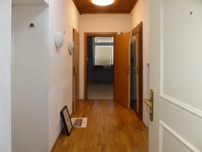 2-Zimmer-Gewerbeimmobilie mieten in Sankt Pölten Land – 65 m², € 742 – Bild 2 von 12