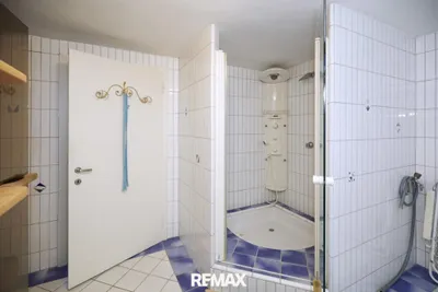 5-Zimmer-Gewerbeimmobilie kaufen in Linz Land – 123,02 m², € 499.000 – Bild 4 von 9