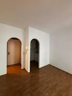 1-Zimmer-Wohnung mieten in Linz Land – 27 m², € 370 – Bild 3 von 9