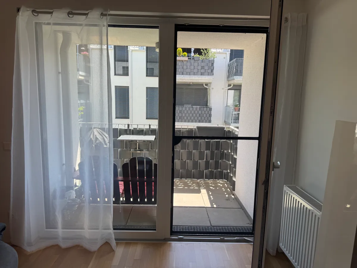 Vollmöblierte 2-Zimmer-Neubauwohnung inkl. Tiefgaragenplatz an der Wiener Stadtgrenze (Kledering) - Ansicht 3