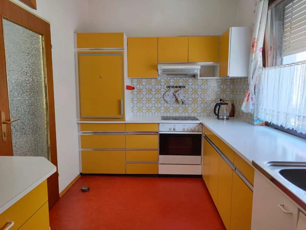 Großes Zimmer in WG - Ansicht 2