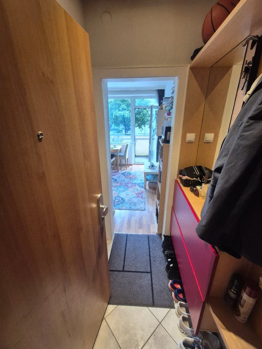 Charmante Garçonnière mit herrlichem Blick - zentrale Lage in Innsbruck! - Widok 2
