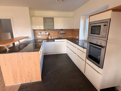 5-Zimmer-Haus mieten in Vöcklabruck – 145 m², € 2.700 – Bild 4 von 28