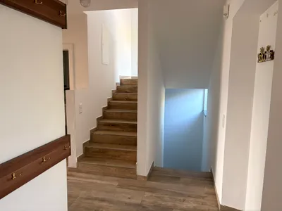 5-Zimmer-Haus mieten in Vöcklabruck – 145 m², € 2.700 – Bild 25 von 28