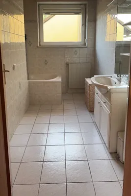 8-Zimmer-Gewerbeimmobilie kaufen in Hollabrunn – 246 m², € 399.000 – Bild 18 von 22