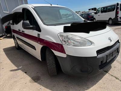 Peugeot Partner 1,6 HDi 75 FAP Euro 5 Transporter / Kastenwagen