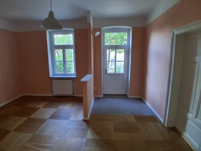 3-Zimmer-Gewerbeimmobilie mieten in Baden – 94 m², € 1.400 – Bild 1 von 12