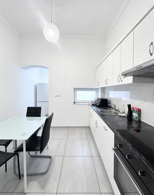 4-Zimmer-Wohnung mieten in Wien – 121 m², € 2.800 – Bild 7 von 8