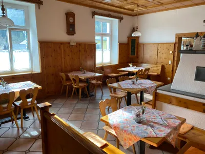 Gewerbeimmobilie mieten in Kirchdorf an der Krems – 1 100 m², € 3.000 – Bild 10 von 10