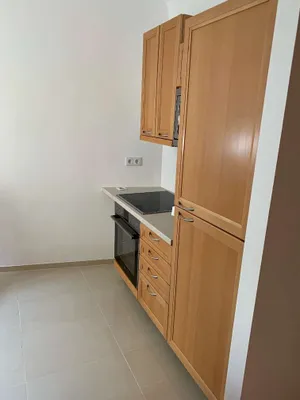 Bezugsfertige 3-Zimmer-Wohnung (80 m²) - ALL-IN-Warmmiete - Lift - Nähe U-Bahn – Bild 3