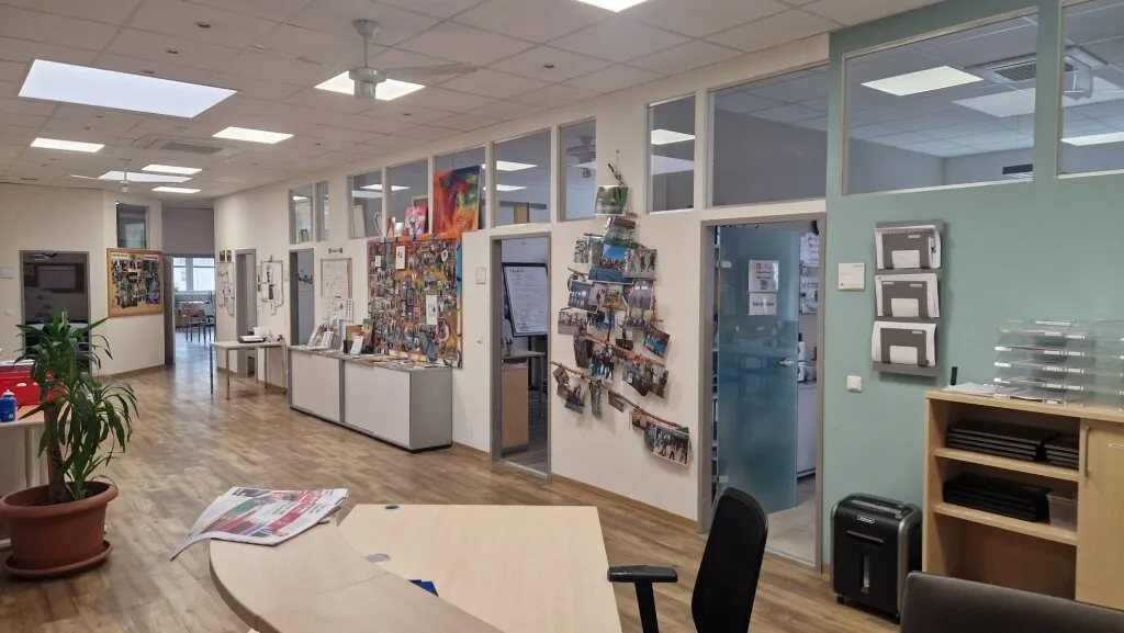 Großzügiges Büro mit 6 Zimmern in Graz 8020 - 274m², top Ausstattung, 3.438 EUR mtl. - Ansicht 3