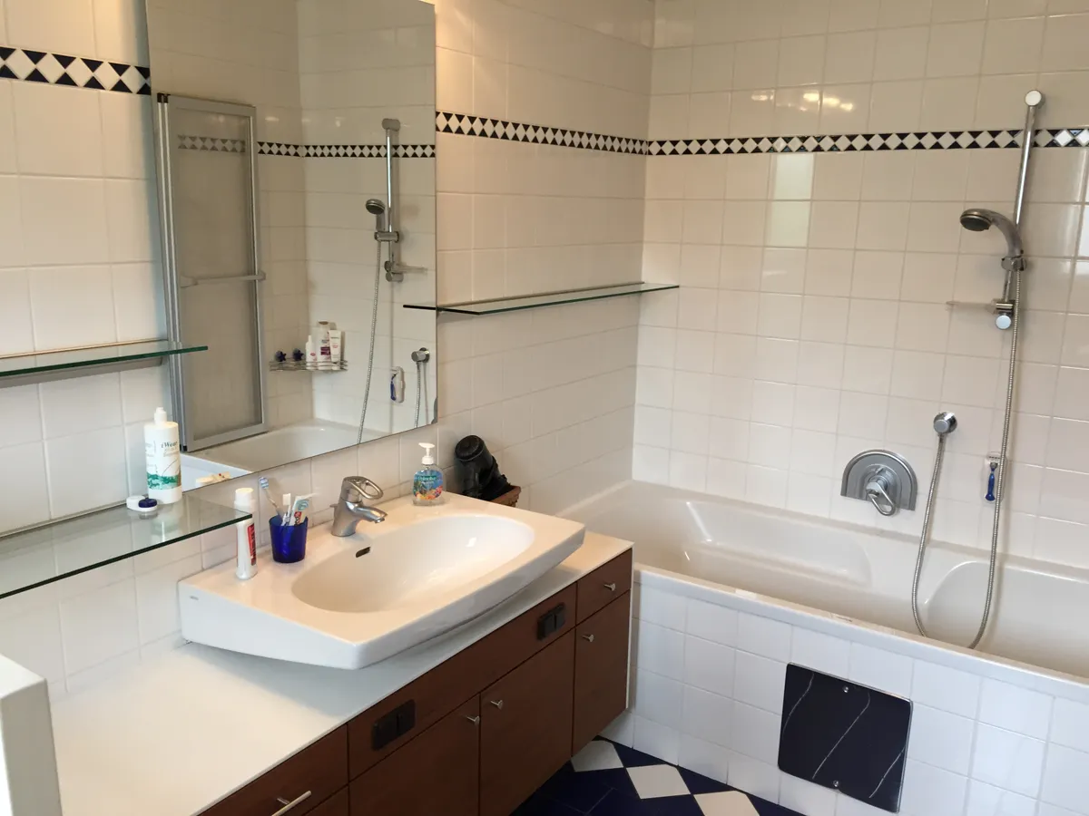 PRIVATVERKAUF! Bezaubernde Maisonette mit Garten - Ansicht 3