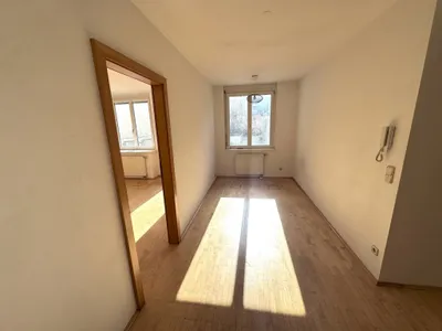 4-Zimmer-Gewerbeimmobilie mieten in Wien – 110 m², € 2.150 – Bild 3 von 13