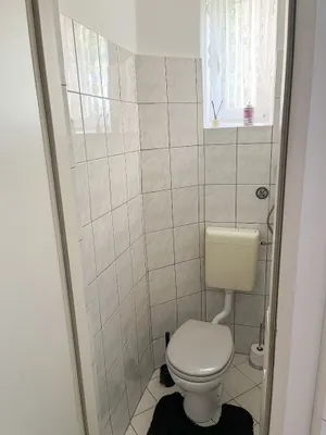 2-Zimmer-Wohnung direkt bei Neubaugasse | Ruhige Innenhoflage in 1070 Wien – Bild 3