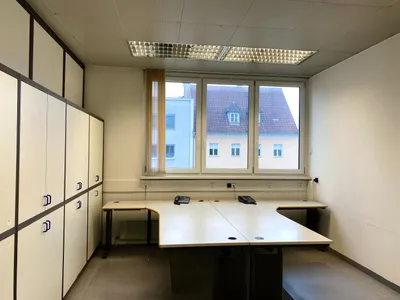 6-Zimmer-Gewerbeimmobilie mieten in Wels – 157 m², € 1.727 – Bild 10 von 26