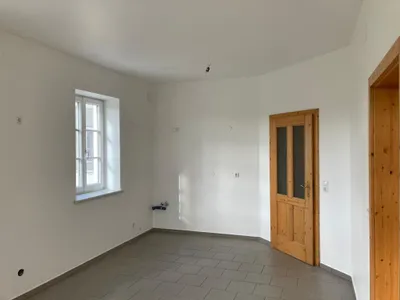 3-Zimmer-Wohnung mieten in Amstetten – 92 m², € 980 – Bild 2 von 9