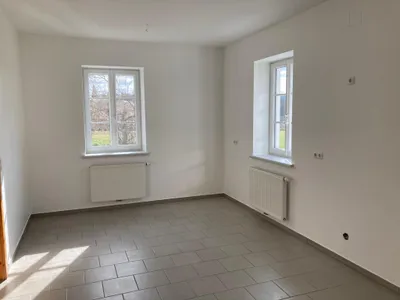 3-Zimmer-Wohnung mieten in Amstetten – 92 m², € 980 – Bild 3 von 9