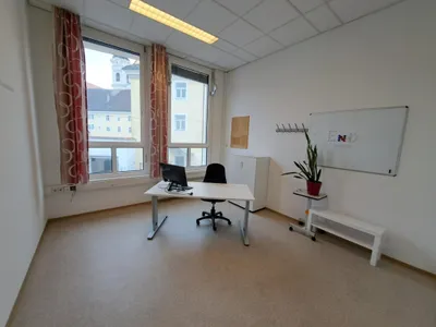 1-Zimmer-Gewerbeimmobilie mieten in Sankt Pölten – 17 m², € 320 – Bild 2 von 6
