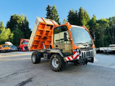 Lindner Unitrac 82S Agrarfahrzeug