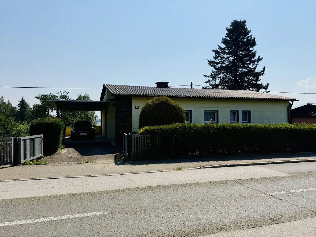 Fohnsdorf: Einfamilienhaus mit Wintergarten, Carport, Garage und großzügigem Grundstück – pohled 2