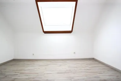 9-Zimmer-Gewerbeimmobilie kaufen in Steyr-Land – 180 m², € 195.000 – Bild 10 von 18