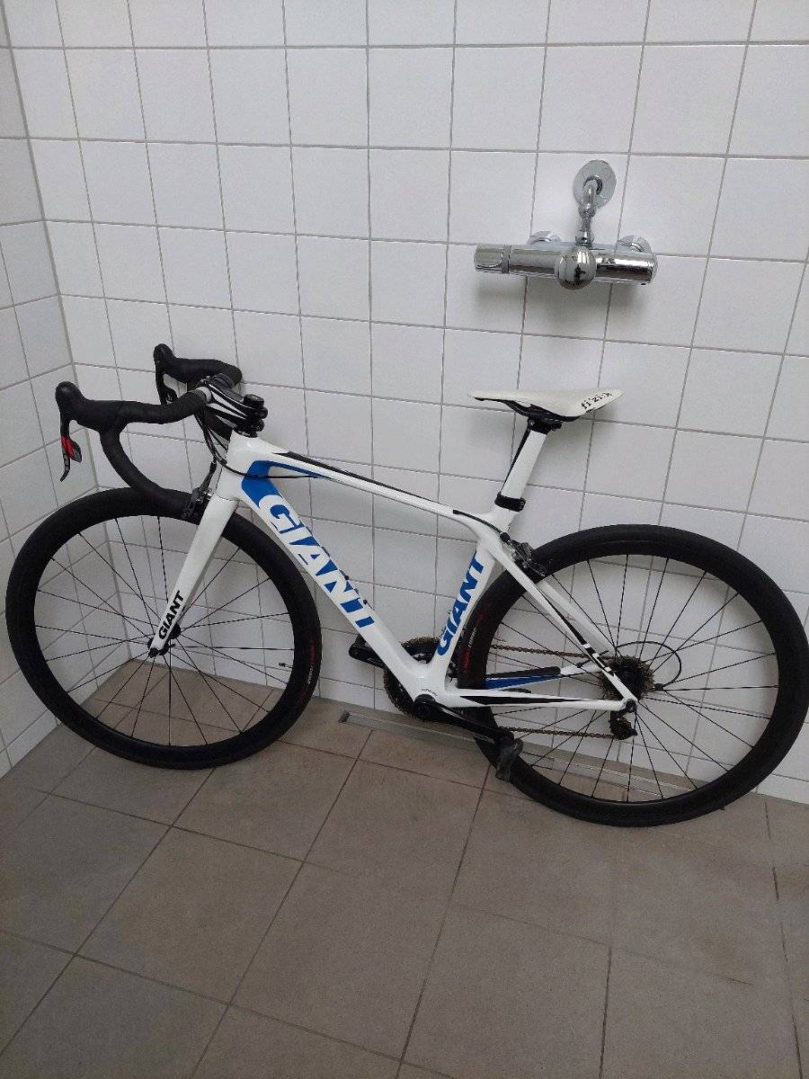 rennrad geschenke Fahrrad Radfahrer Geschenk Rennrad Bike Geschenkideen Kissen mit Fllung  40x40 Fahrradfahrer Therapie  TrendationStore