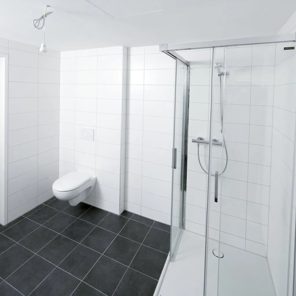 Modernes Passivhaus in Landeck mit Fußbodenheizung, Aufzug, Tiefgarage & Balkon - Ansicht 3