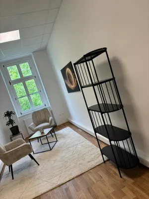 6-Zimmer-Gewerbeimmobilie mieten in Wien – 220 m², € 7 – Bild 2 von 7