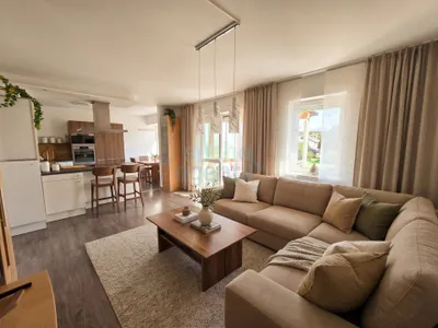 3-Zimmer-Wohnung kaufen in Gmunden – 83 m², € 279.000 – Bild 2 von 6